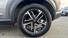 Nissan Juke 1.0 DiG-T N-Connecta 5dr Petrol Hatchback